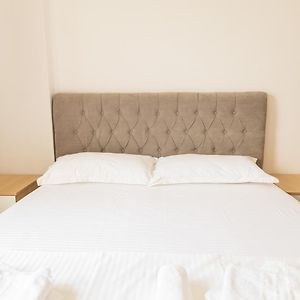 Camera standard con letto king size